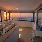 Livia - Vikles Villa Pomos