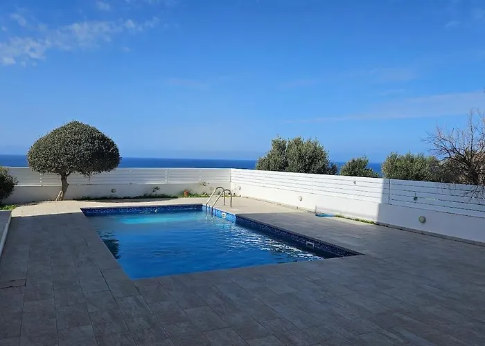 Livia - Vikles 1 Villa Pomos