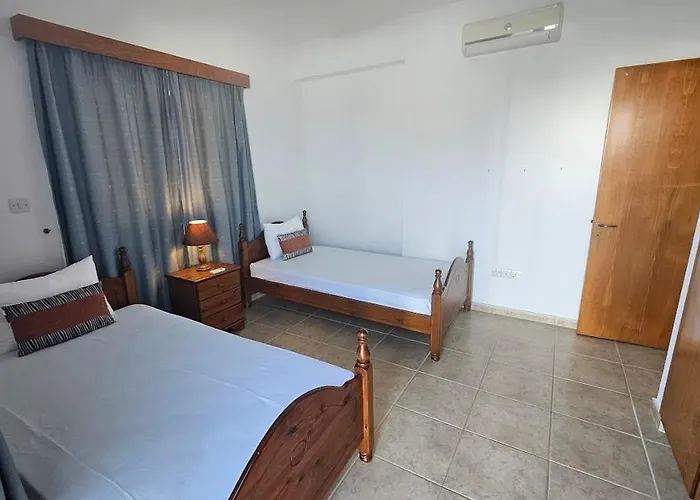 Livia - Vikles 1 Villa *