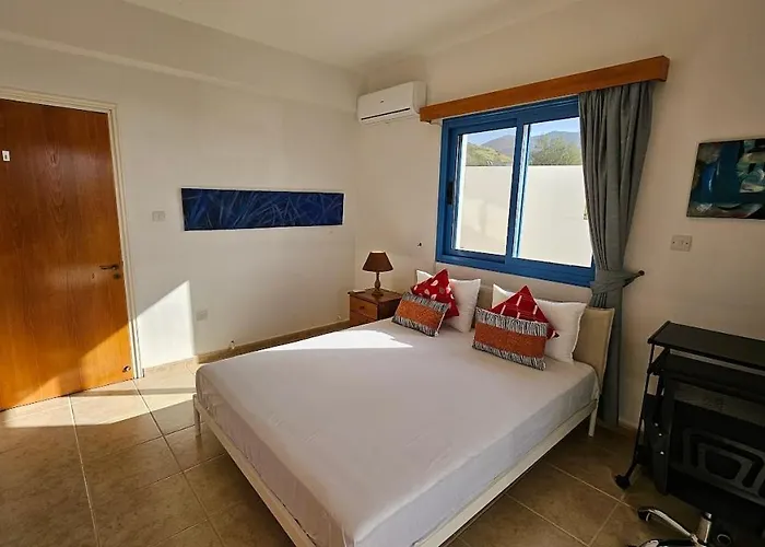 Livia - Vikles 1 Villa *